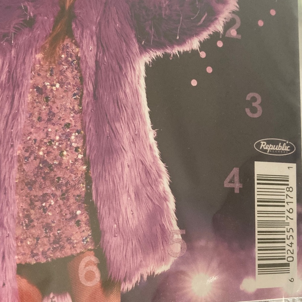 Midnights CD - Black Cover NWT - Picture 4 of 4